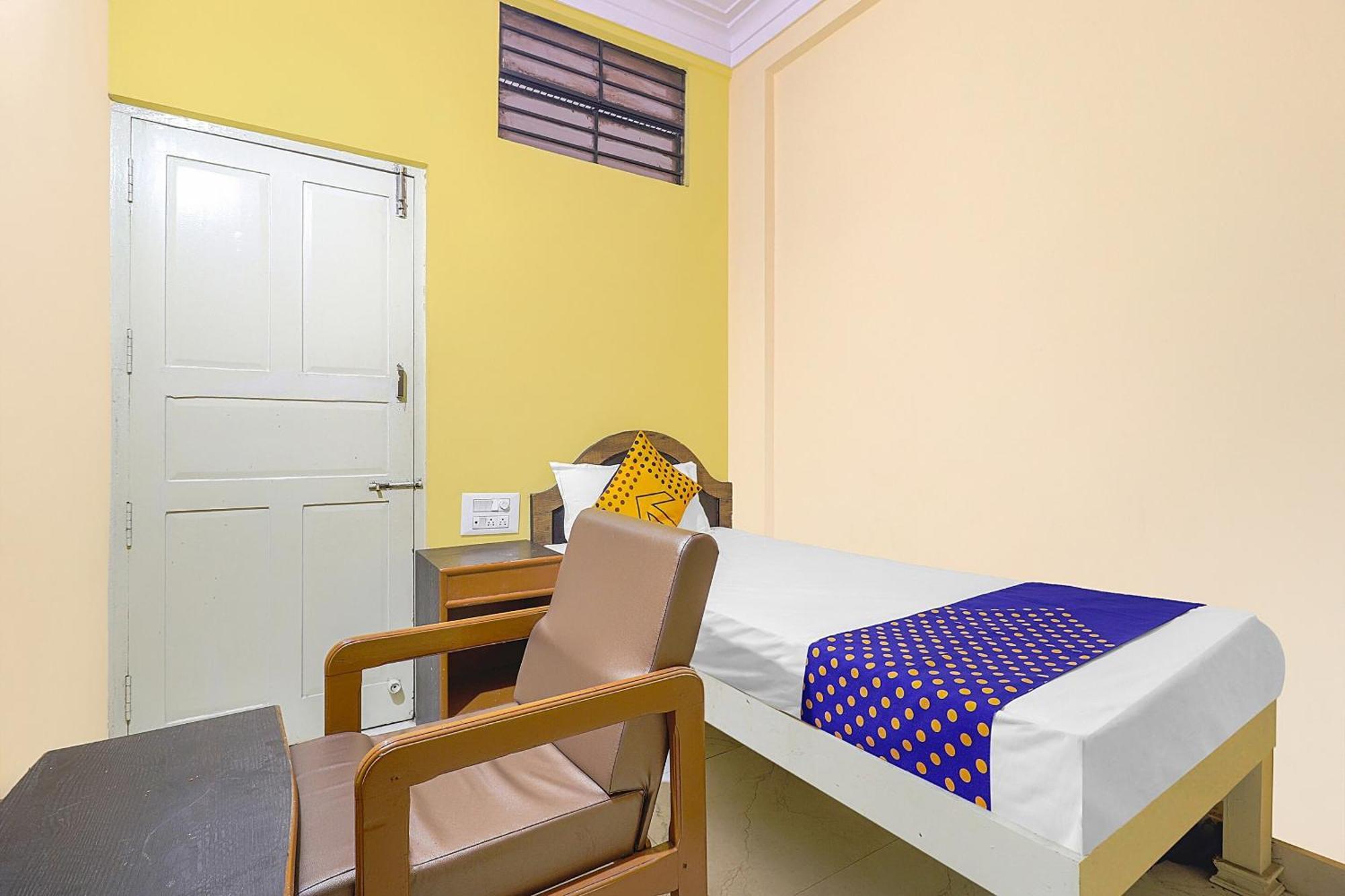 Hotel O Vasavi Residency Bangalore Esterno foto